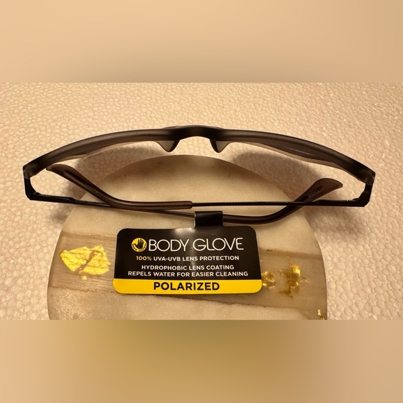 Body Glove Men's Square Gray Adult
Sunglasseses - Picture 7 of 8